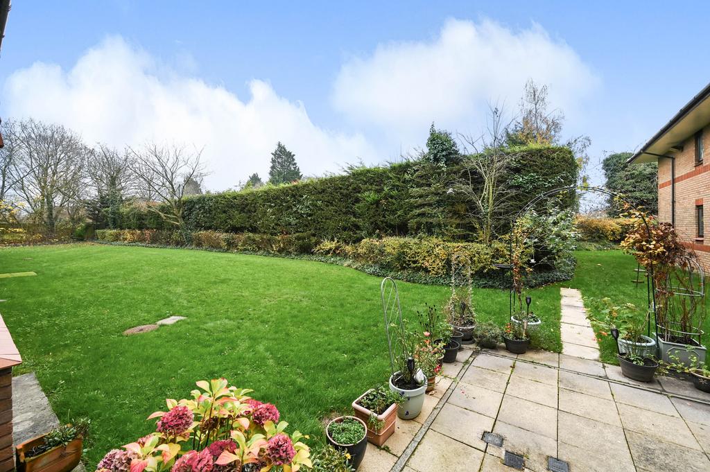 Communal gardens