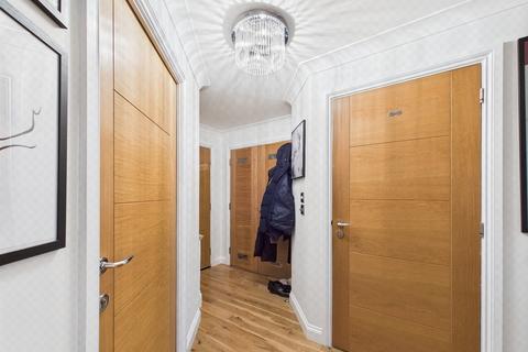 2 bedroom apartment for sale, Gate House Place, Watford, WD18