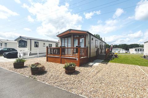 undefined, Three bed Regal Inspiration Caldecott Hall Country Park, Fritton NR31