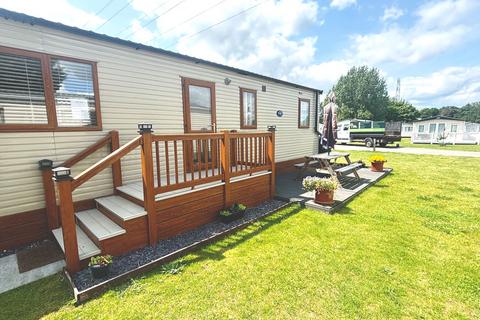 undefined, Three bed Regal Inspiration Caldecott Hall Country Park, Fritton NR31