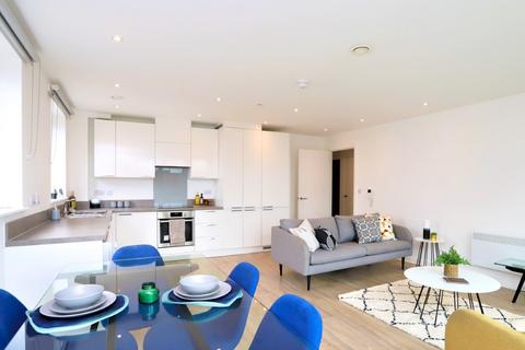 3 bedroom apartment to rent, Clippers Quay Salford M50