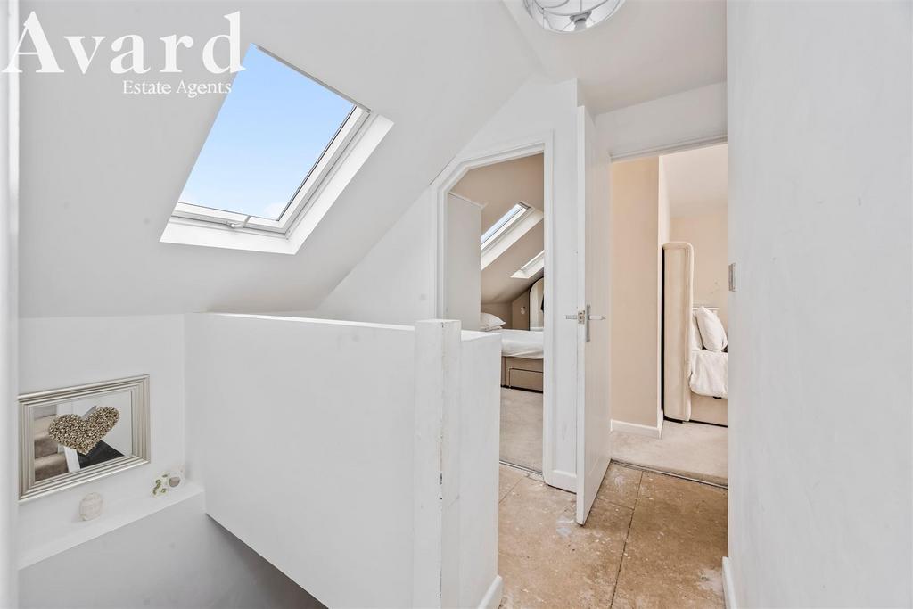 Lomond Avenue, 15 013.JPG
