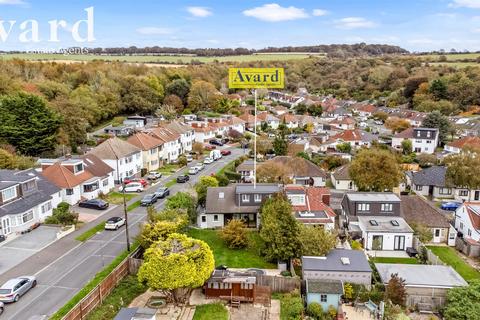 4 bedroom semi-detached bungalow for sale, Lomond Avenue, Brighton BN1