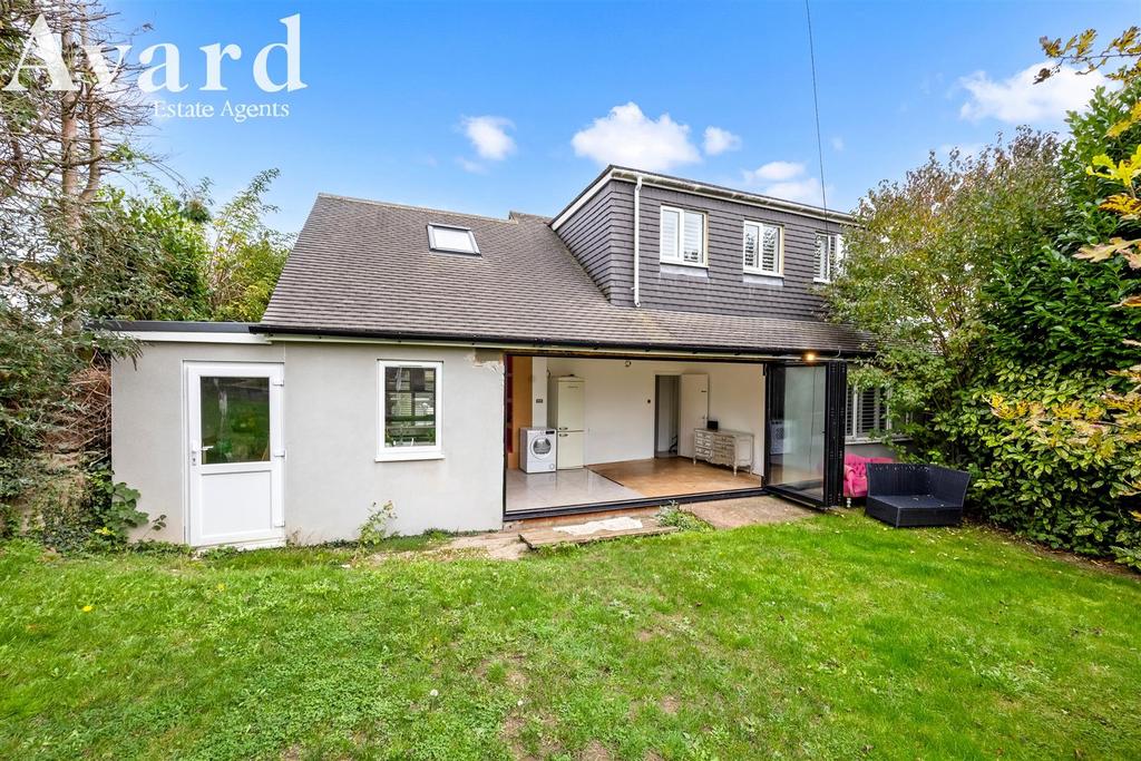 Lomond Avenue, 15 021.JPG