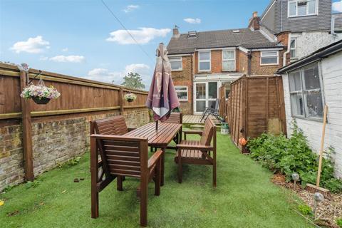 2 bedroom semi-detached house for sale, Slater Street, High Wycombe HP13