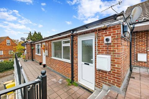 undefined, East Grinstead Road, Lingfield RH7