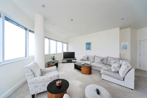3 bedroom apartment for sale, Egerton Road, Bexhill-on-Sea TN39