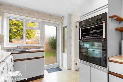 3 bedroom semi-detached house for sale, Greygoose Park, Harlow