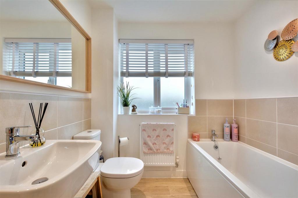 Bathroom (1).jpeg