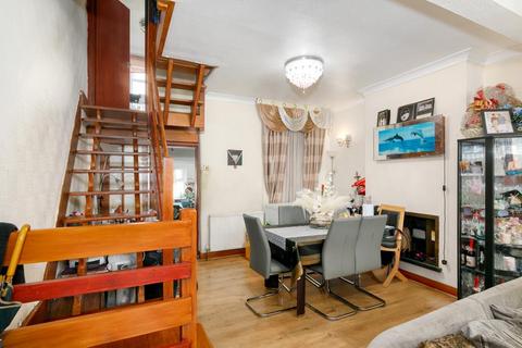 undefined, Cornwallis Avenue, London