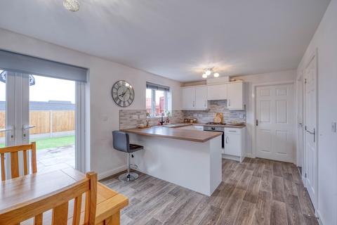 4 bedroom detached house for sale, Owlham Close, Redditch, B97
