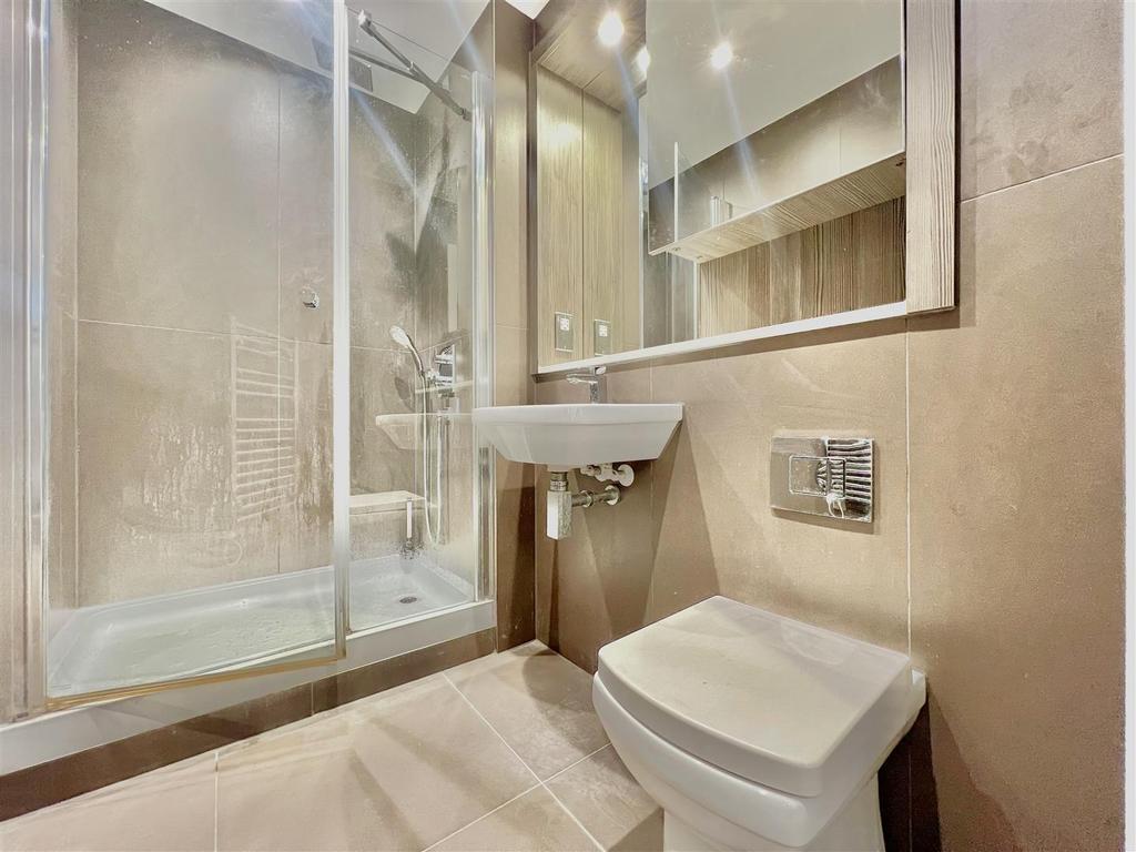 Shower Room/ WC