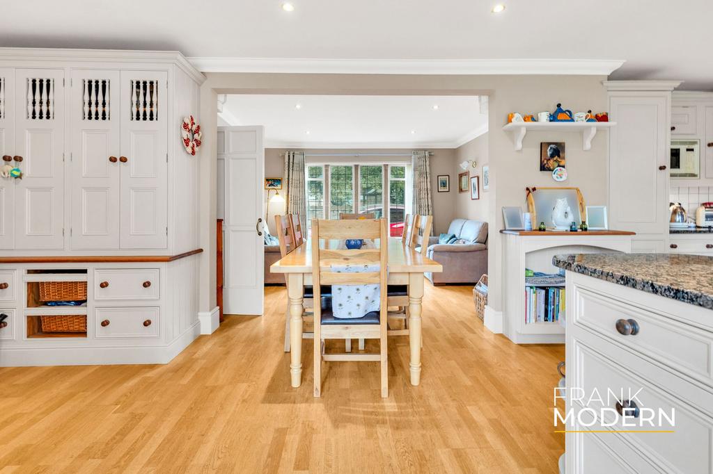 Kitchen / Diner