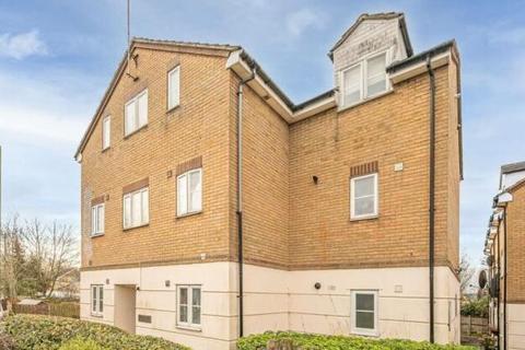 8 Dover Close, London, NW2 1AQ