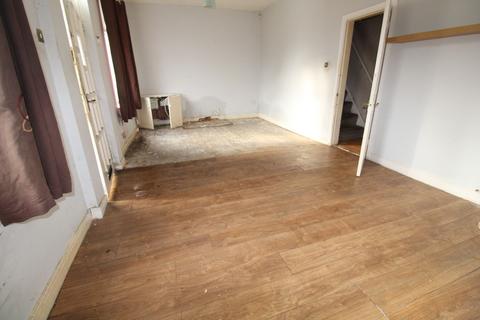 3 bedroom property for sale, Edge Lane, Manchester M43