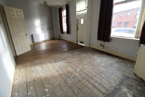 3 bedroom property for sale, Edge Lane, Manchester M43