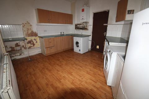 3 bedroom property for sale, Edge Lane, Manchester M43