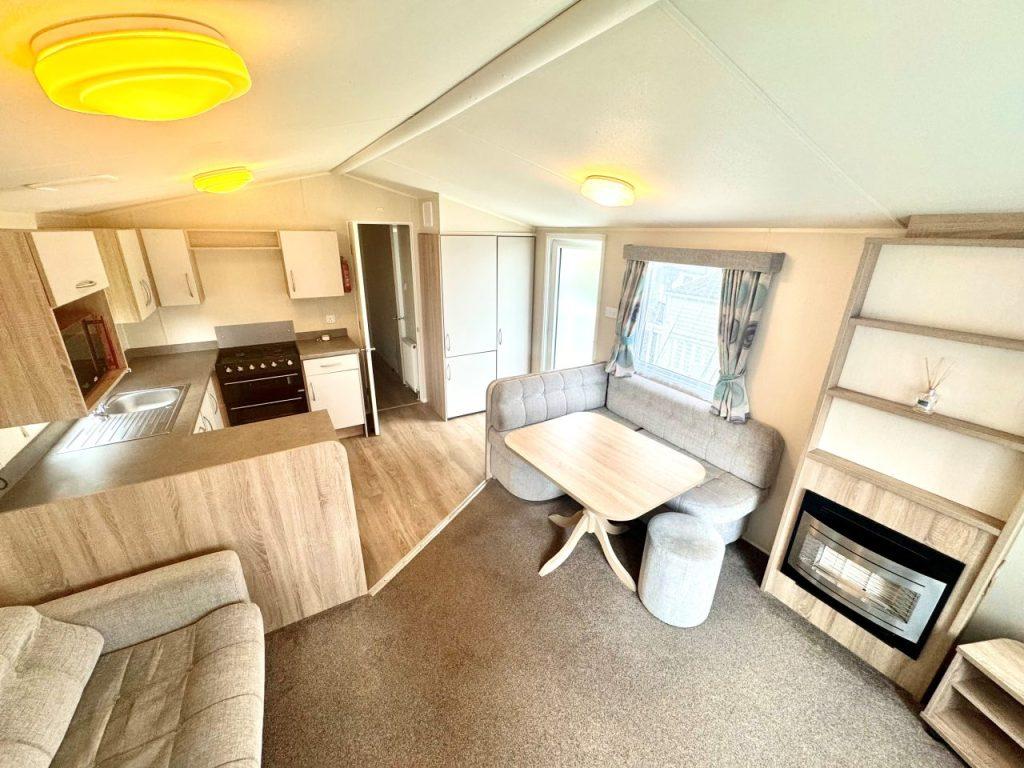 Ew32 Dining Room