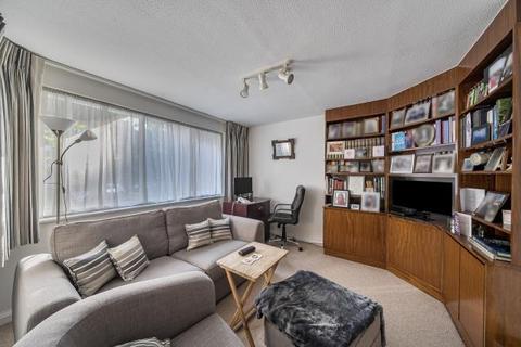 3 bedroom terraced house for sale, Waverley Grove, London