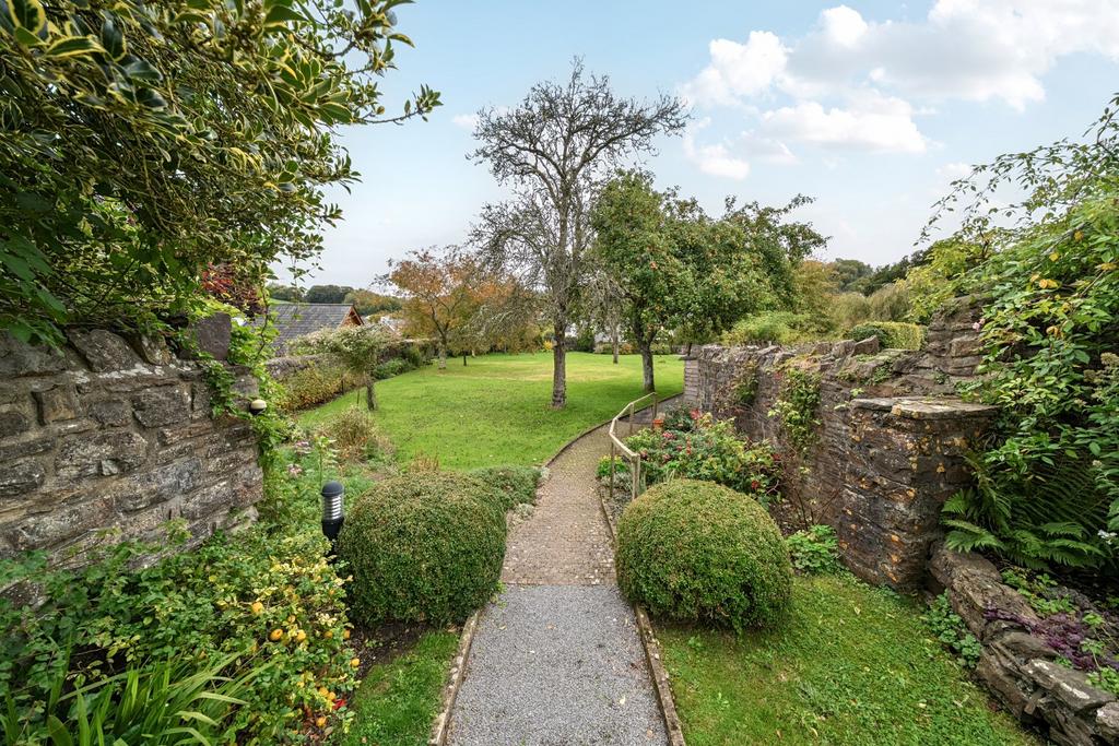 Bampton, Seddons