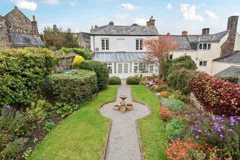 undefined, Newton Square, Bampton, Tiverton, Devon, EX16