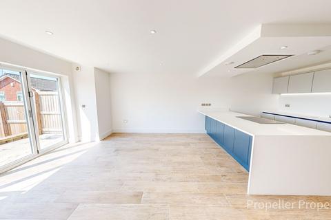 undefined, Lyster Close, Prenton CH43