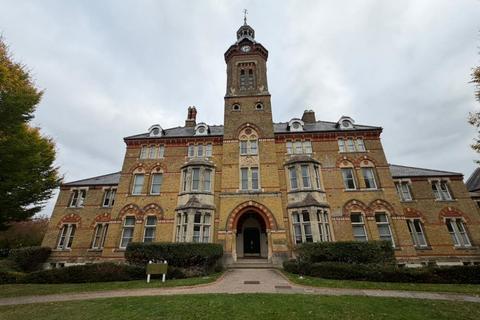 Flat 7 Elizabeth House, Keele Close, Watford, Hertfordshire, WD24 4RB