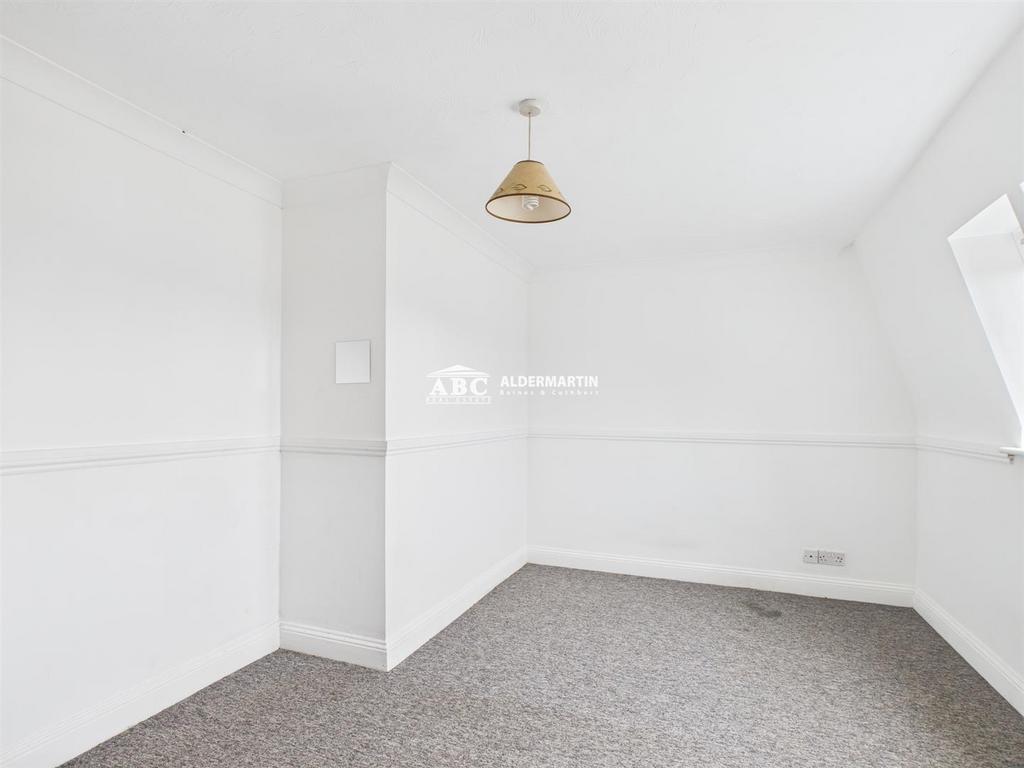 CAM03827 G0-PR0096-STILL004.jpg