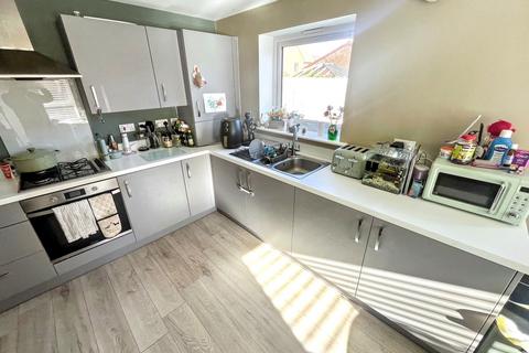 3 bedroom detached house for sale, Coates Avenue, Middlesbrough, North Yorkshire, TS4 3AQ