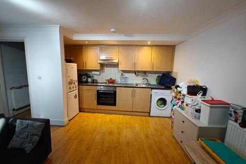 1 bedroom flat to rent, Offord Road - B/F, Basement Flat, London, N1