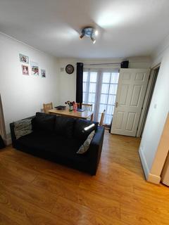 1 bedroom flat to rent, Offord Road - B/F, Basement Flat, London, N1