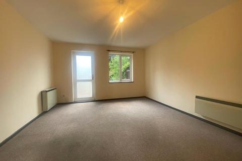 undefined, Middlefield, Langshott, Horley, Surrey, RH6