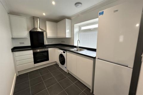 Studio to rent, Southampton