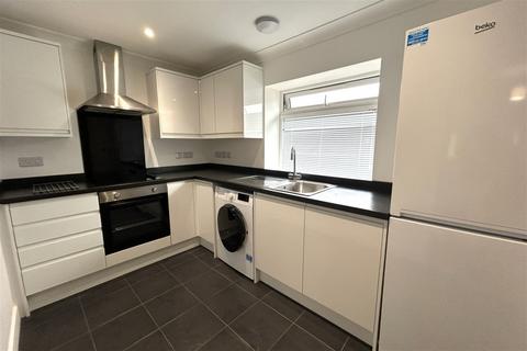 Studio to rent, Southampton