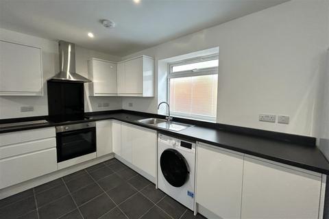 Studio to rent, Southampton
