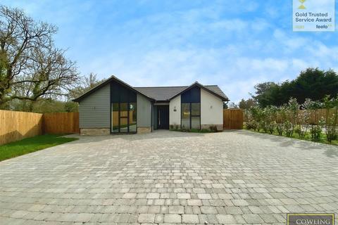 undefined, New Road, Little Burstead, Billericay