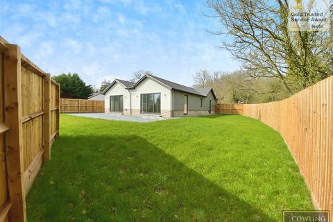 undefined, New Road, Little Burstead, Billericay