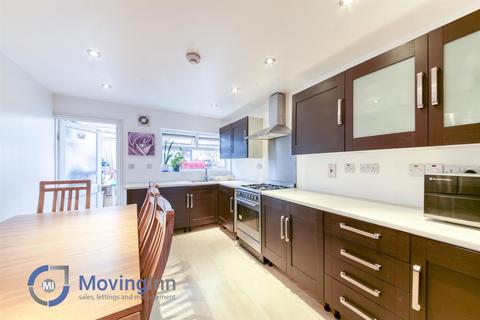 undefined, Green Lane, Thornton Heath, CR7 8BL
