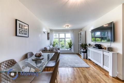 2 bedroom apartment for sale, Pampisford Road, South Croydon, CR2 6DB
