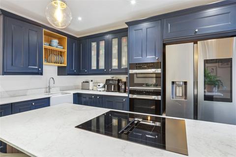3 bedroom apartment for sale, Wandsworth Bridge Road, Fulham, London, SW6