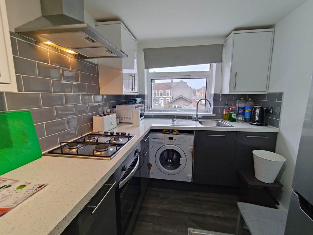 Kitchen (1)
