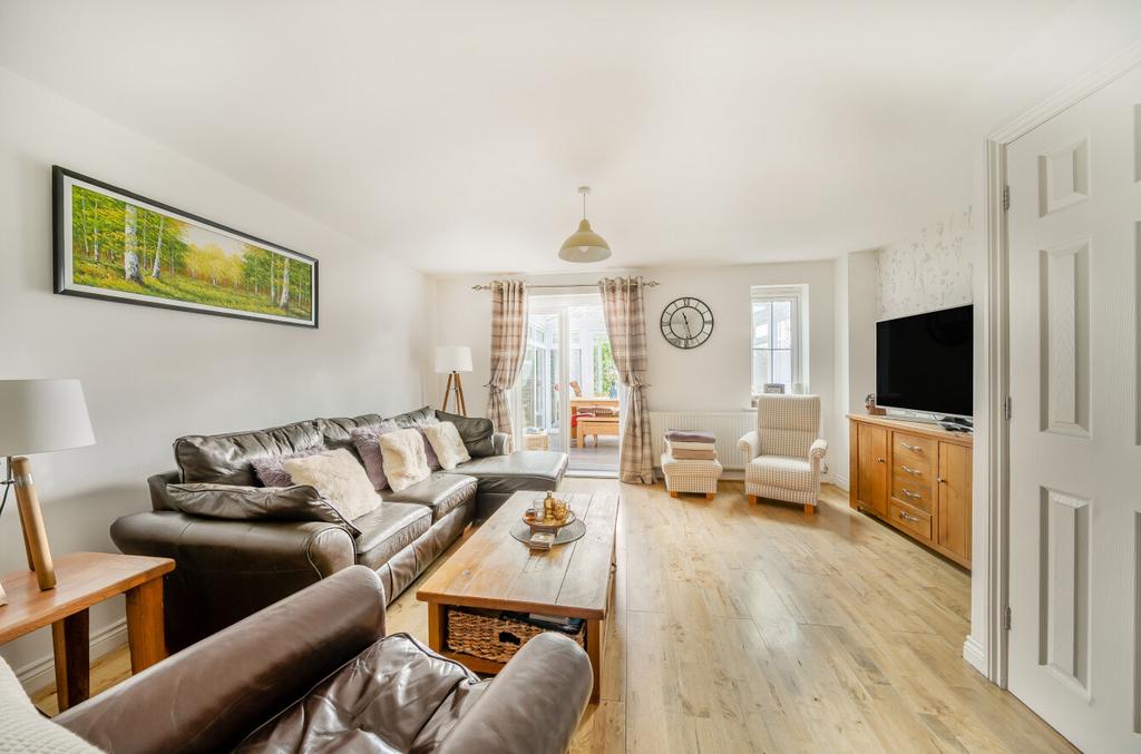 1368974-31-68f0e4...