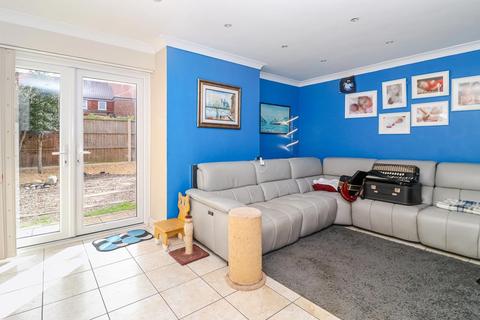 4 bedroom detached house for sale, Highlands Lane, Gerrards Cross SL9