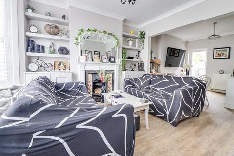 undefined, Leighville Grove, Leigh-On-Sea SS9