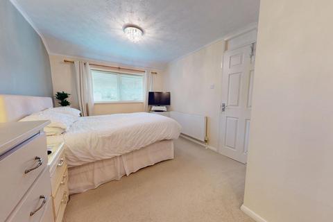 undefined, Harmans Way, Weedon, NN7 4PB