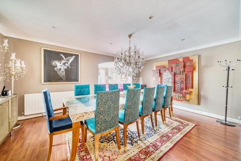 5 bedroom semi-detached house for sale, Mulberry Close, Weybridge, Surrey, KT13
