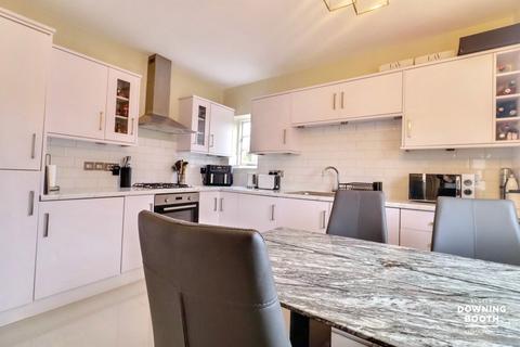 2 bedroom apartment for sale, Gaia Lane, Lichfield WS13