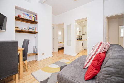 Luke Street, London, EC2A