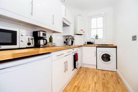 2 bedroom apartment to rent, Luke Street, London, EC2A