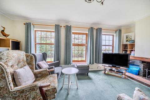 4 bedroom semi-detached house for sale, Woodfield Avenue, Carshalton SM5